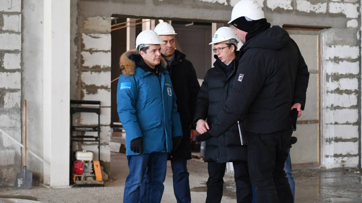 Дмитрий Артюхов провел выходной день за рулём в столице ЯНАО yanao.ru