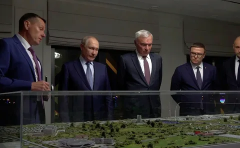 Владимир Путин посетил городской курорт «Притяжение» в Магнитогорске