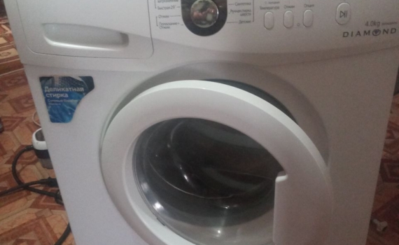 Как сыпать лимонную кислоту: в барабан или в отсек для порошка? Очистка стиральной машины от накипи Как сыпать лимонную кислоту: в барабан или в отсек для порошка? Очистка стиральной машины от накипи